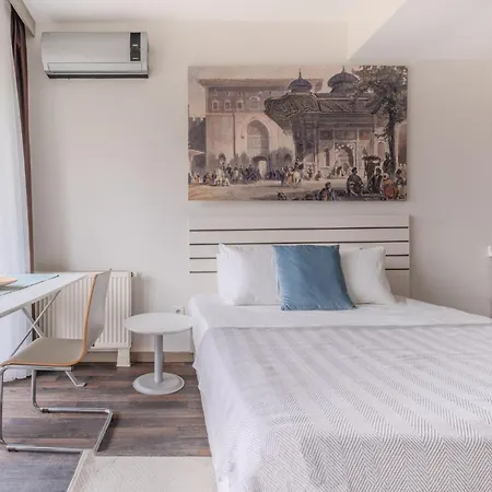 Modern Flat W Balcony In Bagcilar * İstanbul