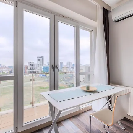 Modern Flat W Balcony In Bagcilar * Κωνσταντινούπολη