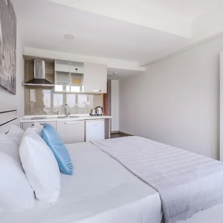 Modern Flat W Balcony In Bagcilar * Istanbul